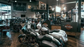 harley-davidson dealership showroom